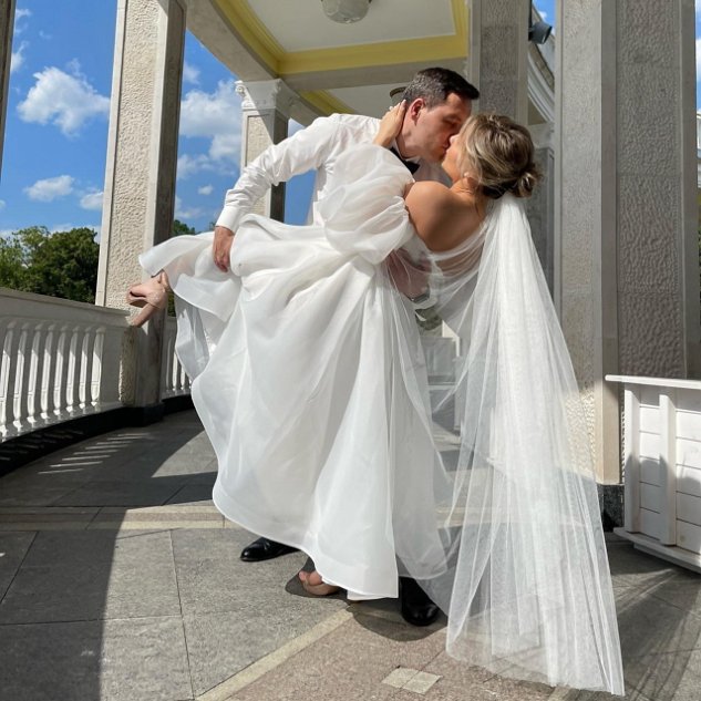 Подборка фотографий со свадьбы Стаса Каримова