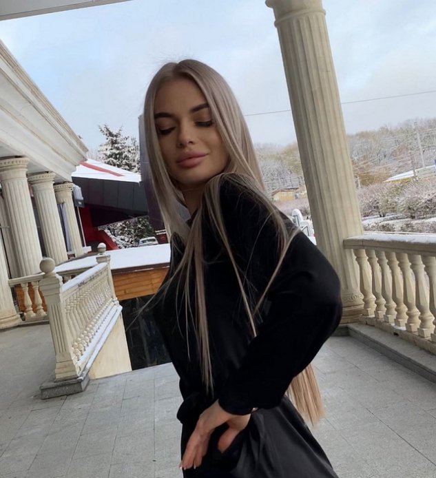  :    