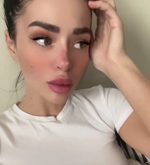  :  