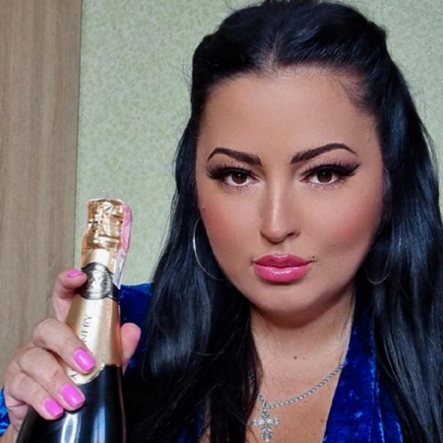 Рима Пенджиева: «Белую» Риму теперь никто не посмеет обидеть! Рима Пенджиева: «Белую» Риму теперь никто не посмеет обидеть!