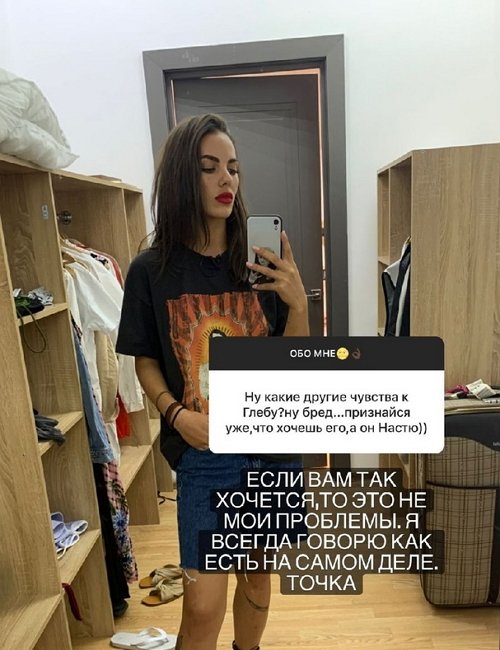  :    