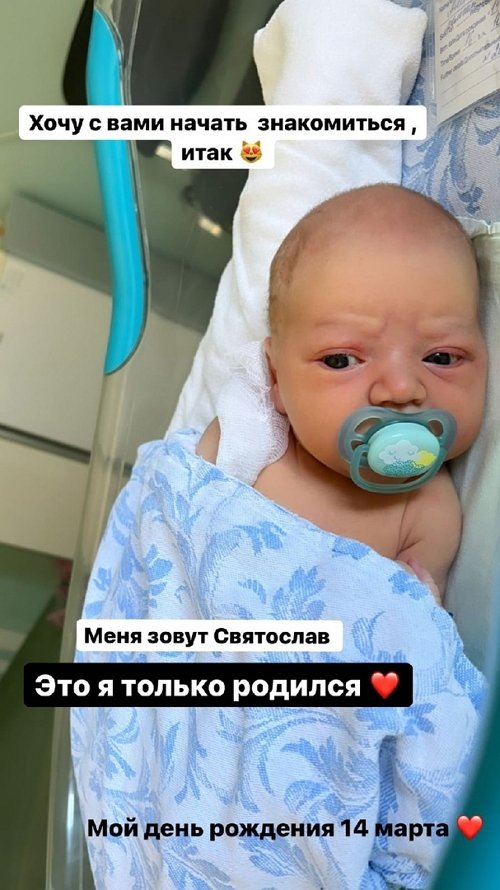  Ѹ:      