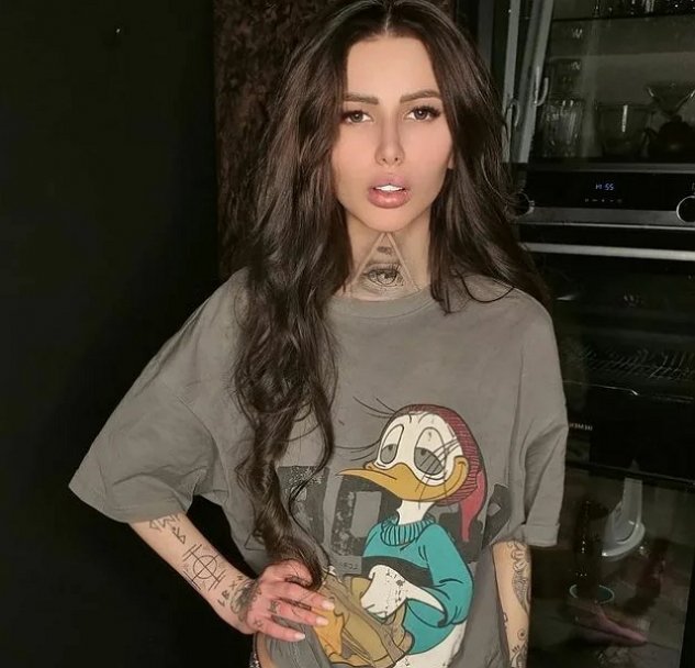  :   8    