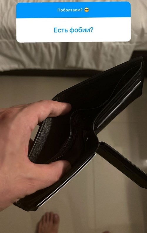  :     