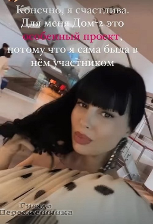  :     
