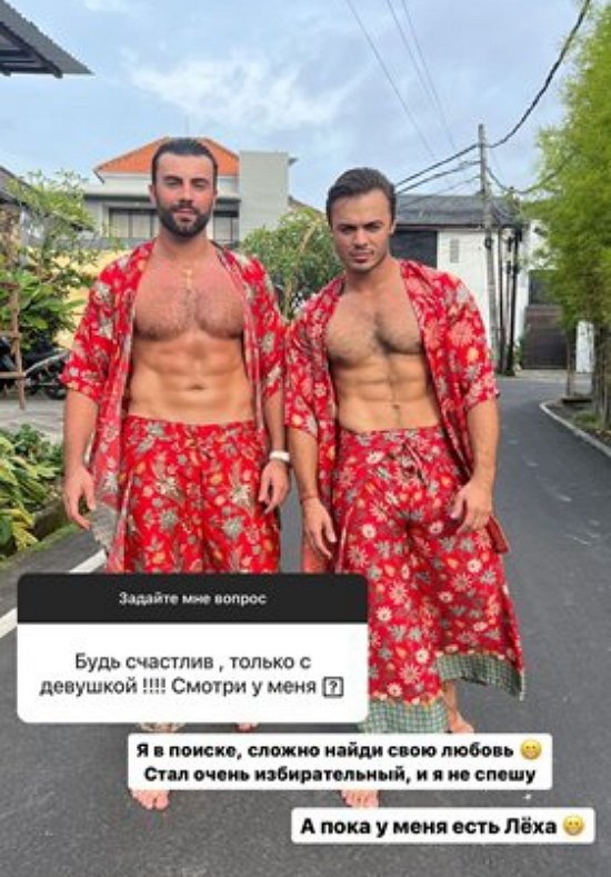  :    