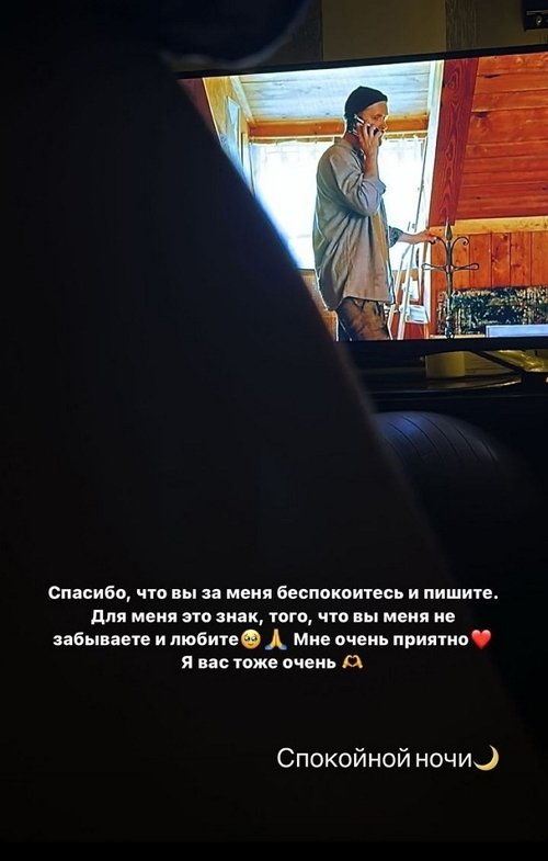  :  