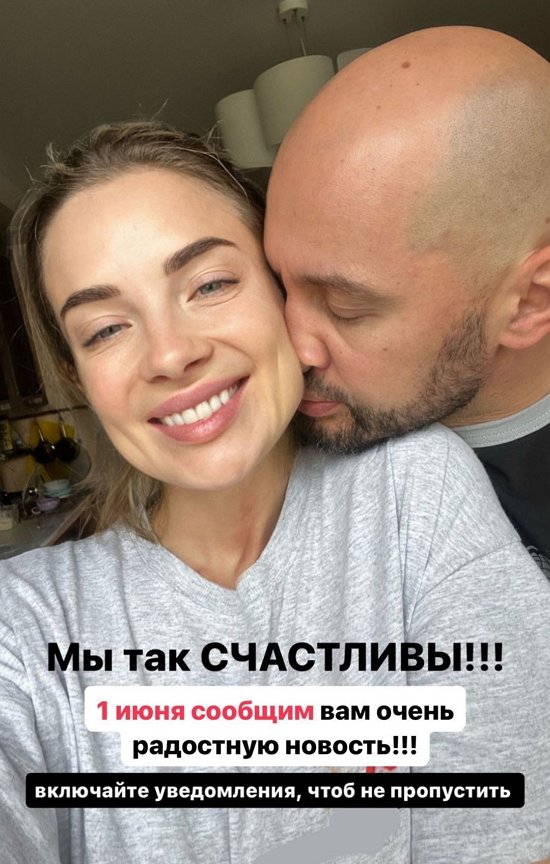  :  
