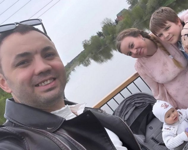 Гобозов порадовал жену вторым предложением руки и сердца Гобозов порадовал жену вторым предложением руки и сердца