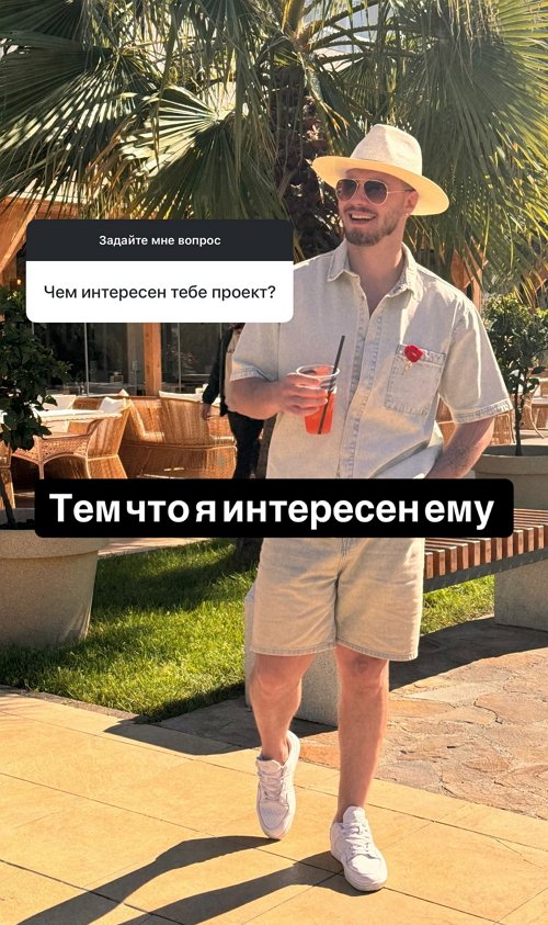  :  