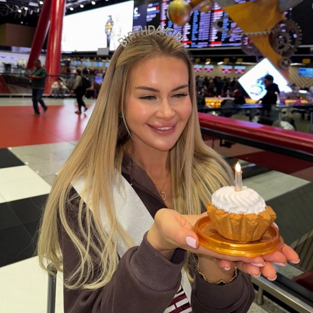 Марина Африкантова улетала на день рождение в Таиланд Марина Африкантова улетала на день рождение в Таиланд