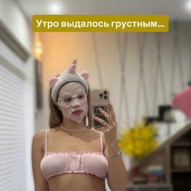  :    