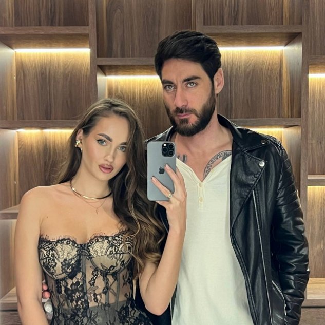 Тигран Салибеков выставил на Авито квартиру и любимые чётки Тигран Салибеков выставил на Авито квартиру и любимые чётки