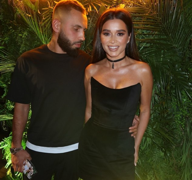 Гарик Харламов и канал ТНТ посмеялись над мужем Ксении Бородиной Гарик Харламов и канал ТНТ посмеялись над мужем Ксении Бородиной