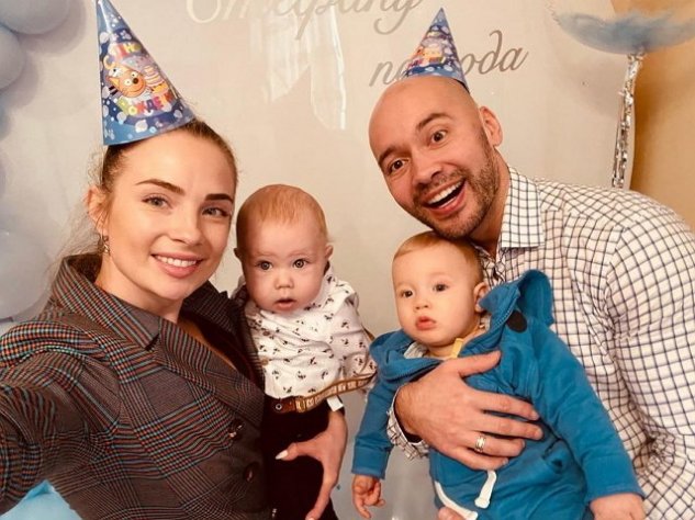 Ведущий Дома-2 Андрей Черкасов подставил Александру Черно Ведущий Дома-2 Андрей Черкасов подставил Александру Черно