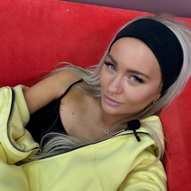 Элина Рахимова узнала о предательстве Никиты Гуранда Элина Рахимова узнала о предательстве Никиты Гуранда