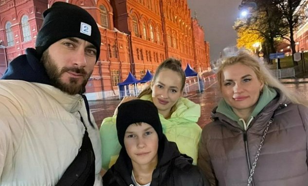 Дмитрий Лысковец планирует забрать с поляны сына и «Альбатроса» Дмитрий Лысковец планирует забрать с поляны сына и «Альбатроса»