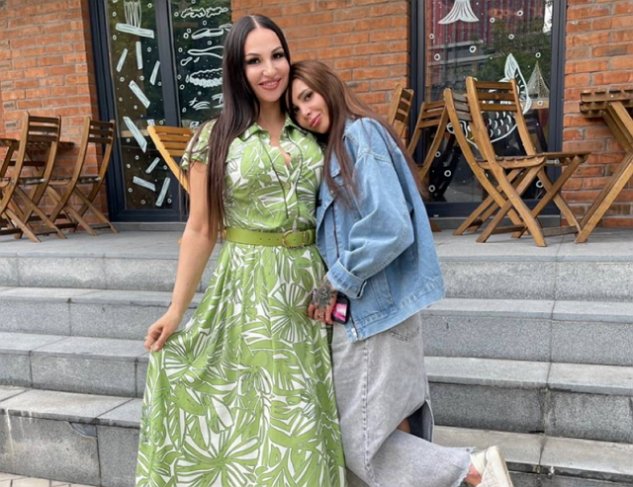 Светлана Прель и Клава Безверхова обменялись мнениями друг о друге Светлана Прель и Клава Безверхова обменялись мнениями друг о друге