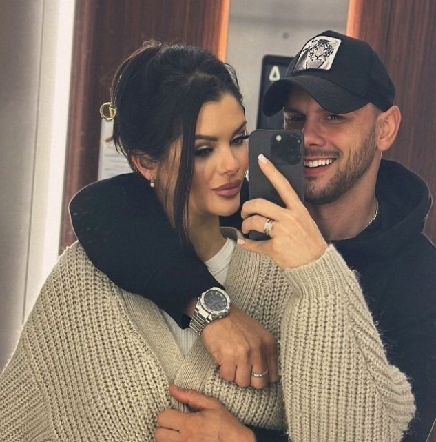 Анне Евстроповой не хочется знать, с кем живёт её муж Анне Евстроповой не хочется знать, с кем живёт её муж