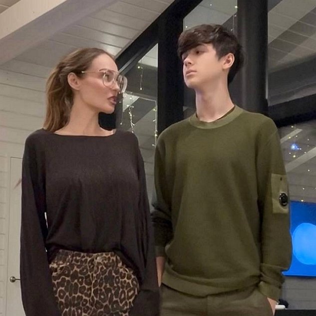 Алёна Водонаева не прочь стать ведущей проекта за 30 млн в месяц Алёна Водонаева не прочь стать ведущей проекта за 30 млн в месяц