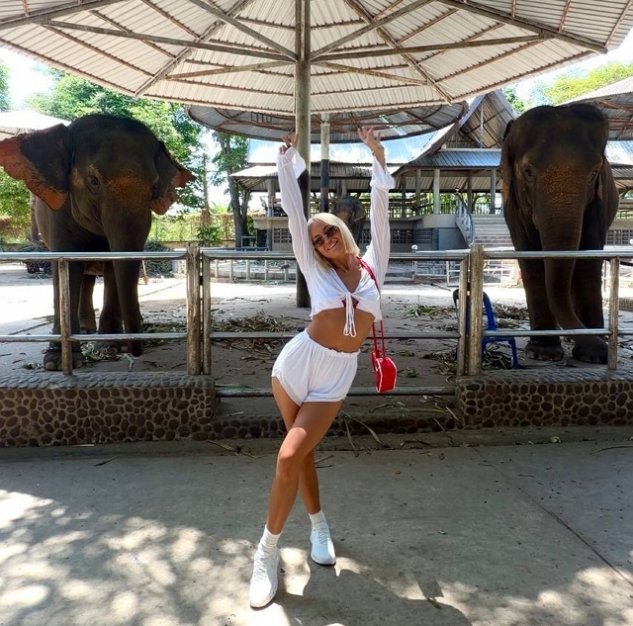 Элина Рахимова попала в поле зрения дорожной полиции Элина Рахимова попала в поле зрения дорожной полиции