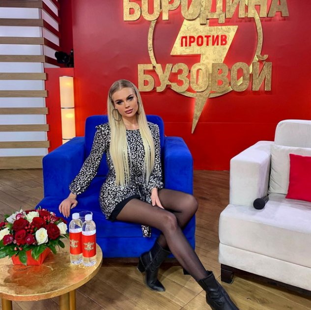 Алеся Семеренко не советует Марине Страховой строить отношения с ее бывшим Алеся Семеренко не советует Марине Страховой строить отношения с ее бывшим